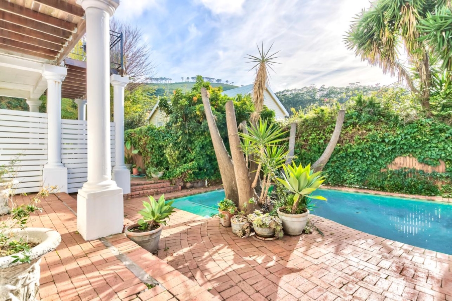 4 Bedroom Property for Sale in Tamboerskloof Western Cape
